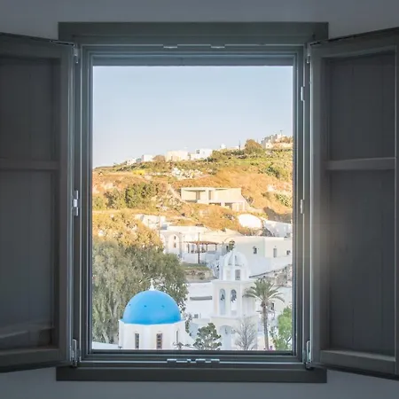 Amphitrite Santorini Апарт-отель