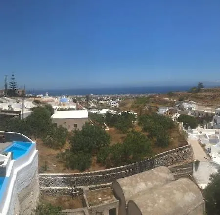 Amphitrite Santorini 3*