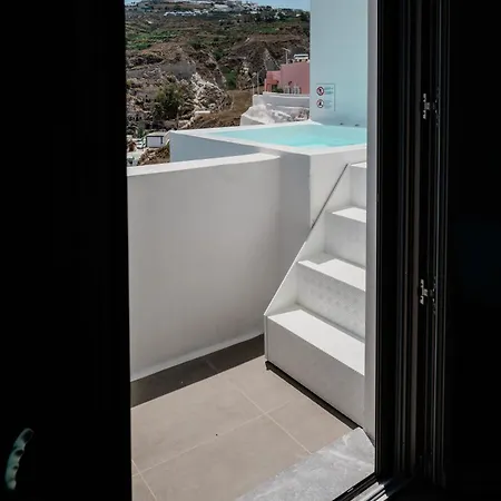 Aparthotel Amphitrite Santorini Vothon