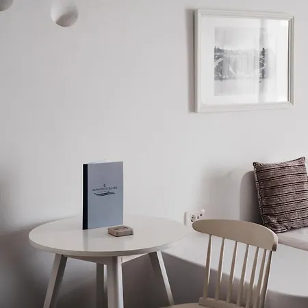 Amphitrite Santorini Aparthotel Vothon