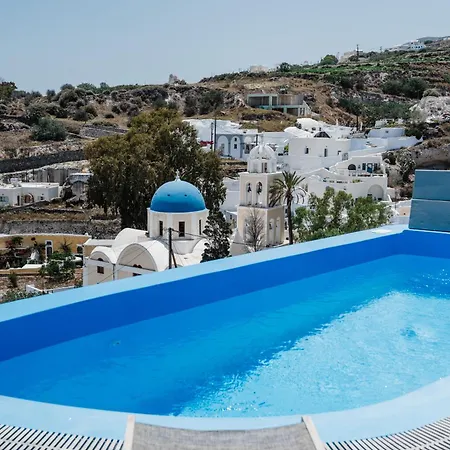 Amphitrite Santorini Aparthotel