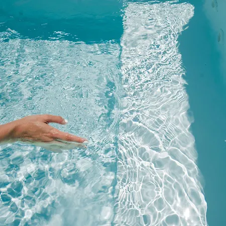 Amphitrite Santorini