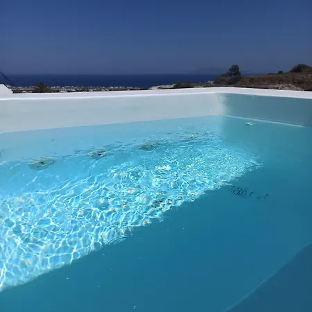 Lägenhetshotell Amphitrite Santorini 4*