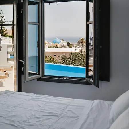 Amphitrite Santorini