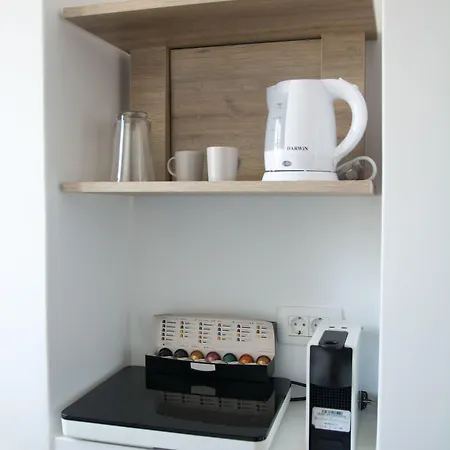 Amphitrite Santorini Vóthon