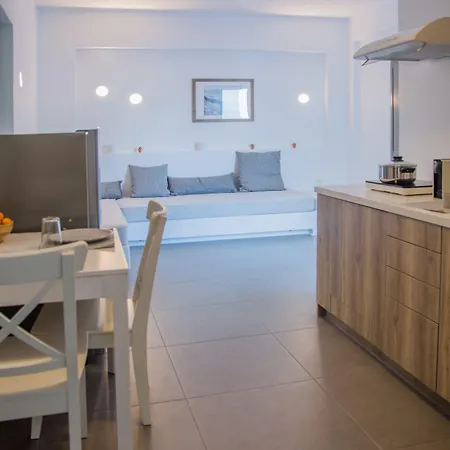 Amphitrite Santorini 4*