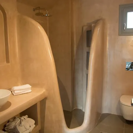 Amphitrite Santorini Lägenhetshotell Vóthon
