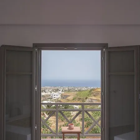 Amphitrite Santorini Vóthon