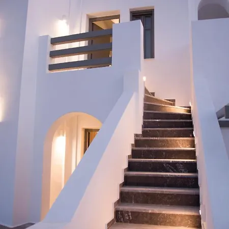 Lägenhetshotell Amphitrite Santorini 4*