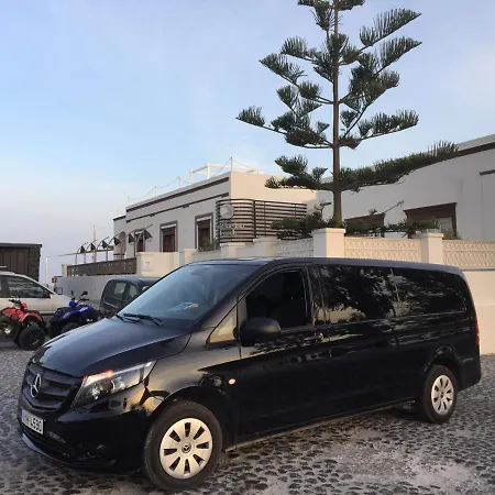 Lägenhetshotell Amphitrite Santorini 4*