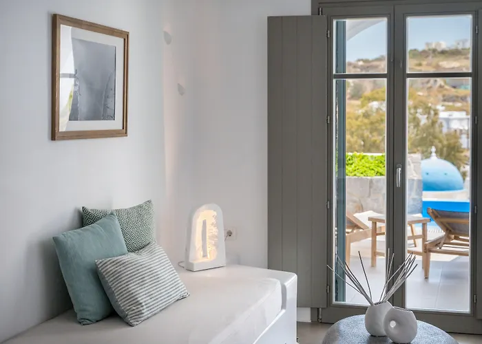 Amphitrite Santorini Vóthon