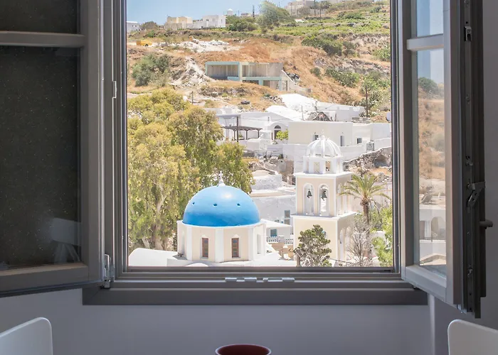 Amphitrite Santorini 4* Vóthon