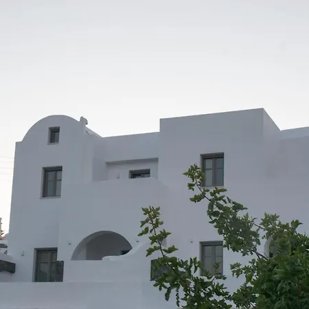 Amphitrite Santorini 4* Vóthon