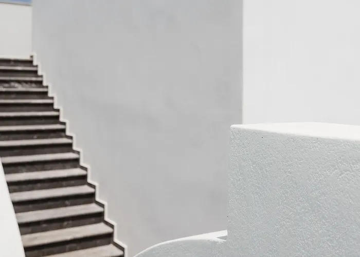 Aparthotel Amphitrite Santorini Vothon