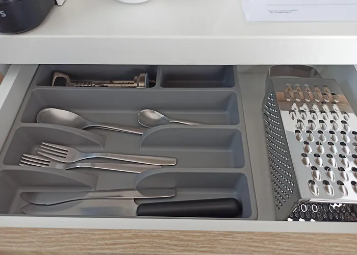 Amphitrite Santorini 4* Vóthon