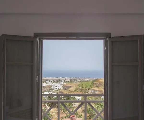 Amphitrite Santorini Vóthon