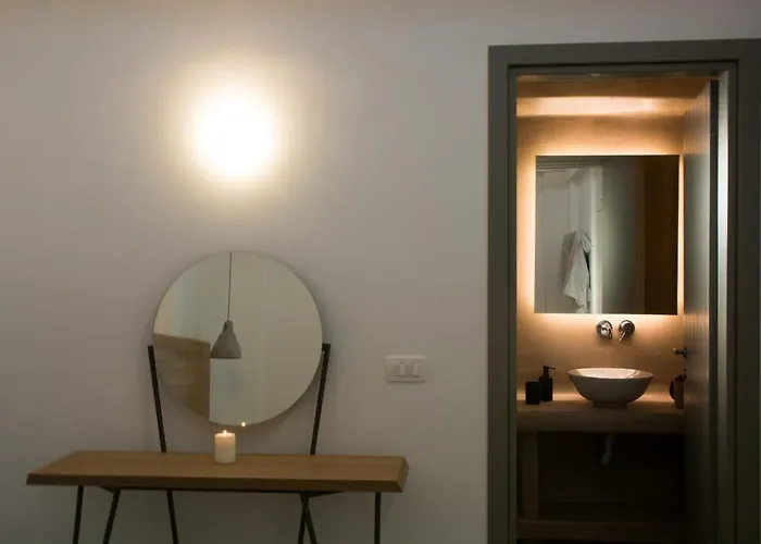 Aparthotel Amphitrite Santorini Vothon