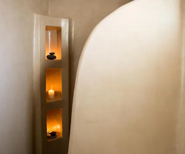 Amphitrite Santorini 4* Vothon