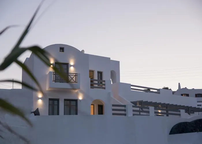 Amphitrite Santorini 4* Vothon