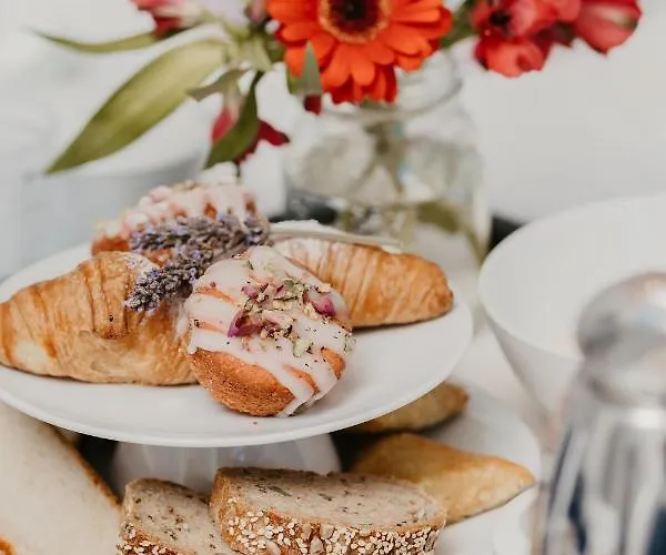 Amphitrite Santorini 4* Vothon