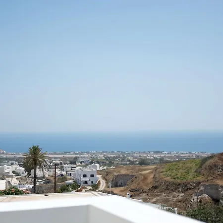 Amphitrite Santorini Aparthotel Vóthon