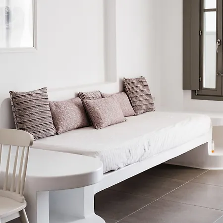 Amphitrite Santorini 4* Vothon